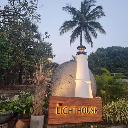 The Lighthouse - Formerly Known As Utan Sea Resort 塞恩 外观 照片